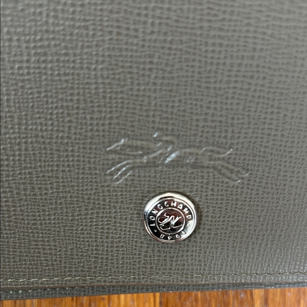 Longchamp Leather Crossbody Wallet Chain Bag - Picture 2 of 5